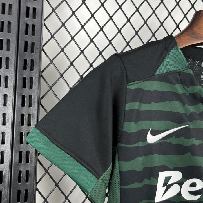 Kids Sporting CP 2025/26 Goalkeeper Kit 5
