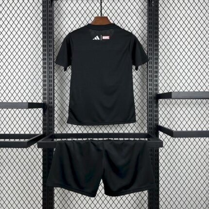 Kids Real Madrid 2025/26 Pre-Match Kit 1