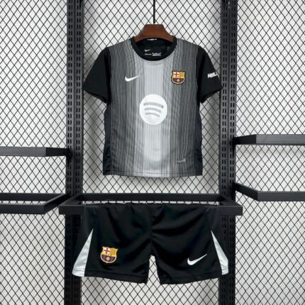 Kids Barcelona 2025/26 Goalkeeper Kit 8