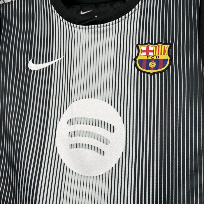 Kids Barcelona 2025/26 Goalkeeper Kit 6