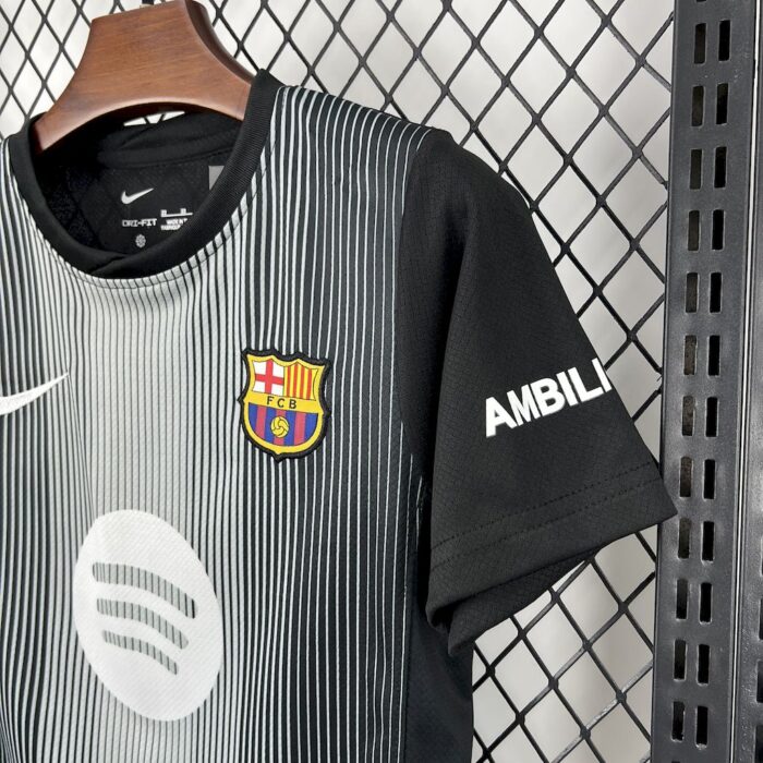 Kids Barcelona 2025/26 Goalkeeper Kit 4