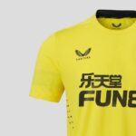 Mens Newcastle United 2022/23 Goalkeeper Jersey Player Version 1