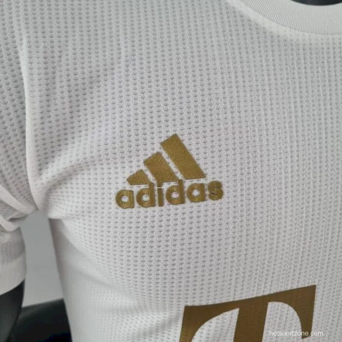 Mens Bayern Munich 2022/23 Away Jersey Player Version 3
