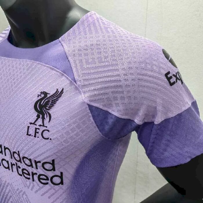 Mens Liverpool 2022/23 Goalkeeper Jersey Player Version 6