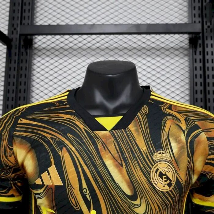 Mens Real Madrid 2023/24 Jersey Player Version 7