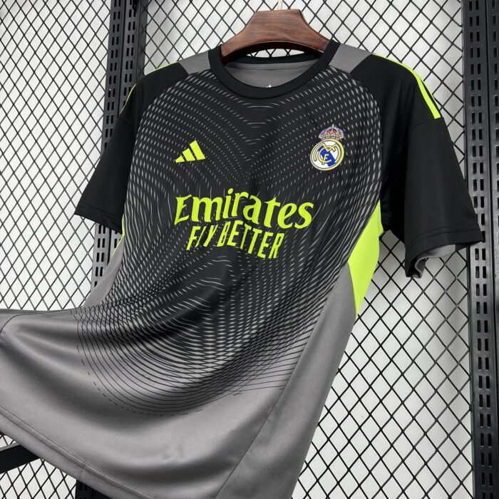 Mens Real Madrid 2025/26 Goalkeeper Jersey 2