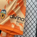 Mens Valencia CF 2025/26 Retro Jersey 2