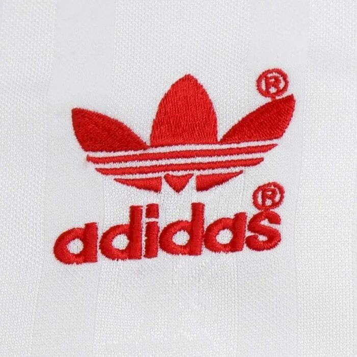 Retro Liverpool 1985/87 Away Jersey - Image 2