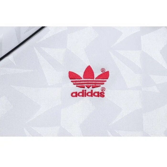 Retro Manchester United 1991 Cup Winners Cup Jersey - Image 5