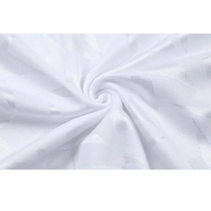 Retro Manchester United 1991 Cup Winners Cup Jersey - Image 4