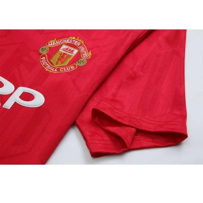 Retro Manchester United 1992/94 Home Jersey - Image 5