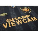 Retro Manchester United 1993/95 Away Long Sleeve Jersey - Image 4