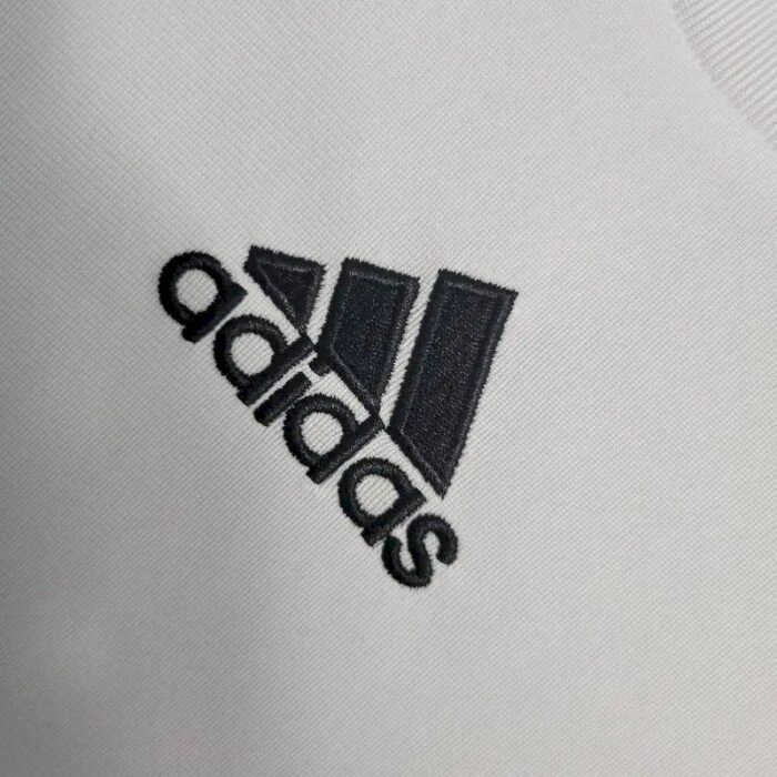 Retro Real Madrid 2009/10 Home Long Sleeve Jersey - Image 2