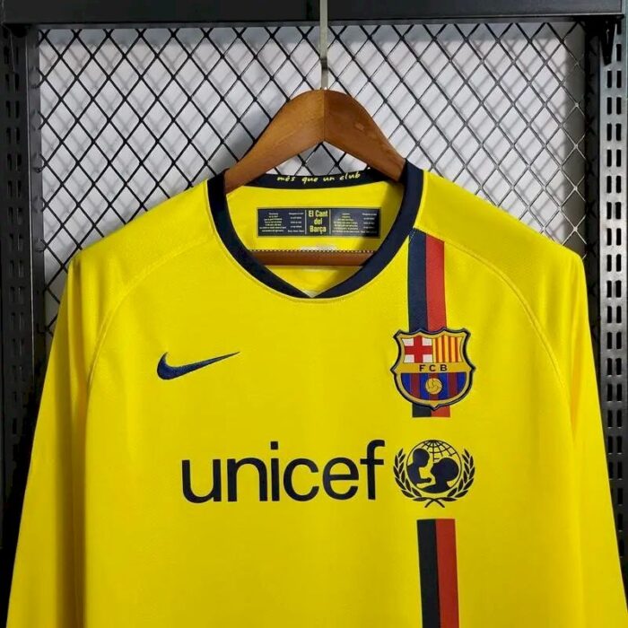 Retro Barcelona 2008/09 Away Long Sleeve Jersey - Image 2