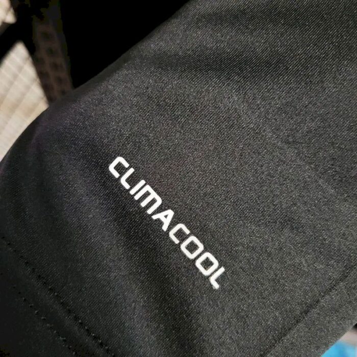 Retro Real Madrid 2011/12 Away Jersey - Image 5