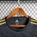 Retro Real Madrid 2011/12 Away Long Sleeve Jersey - Image 3