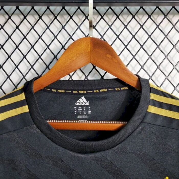 Retro Real Madrid 2011/12 Away Long Sleeve Jersey - Image 3