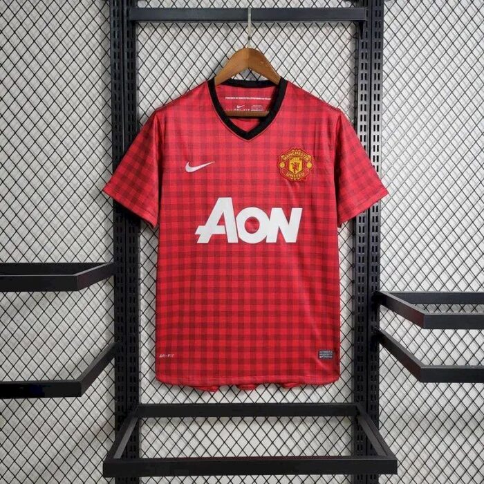 Retro Manchester United 2012/13 Home Jersey - Image 2