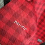 Retro Manchester United 2012/13 Home Jersey - Image 3