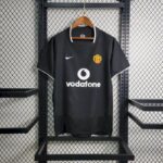 Retro Manchester United 2003/04 Away Jersey - Image 2