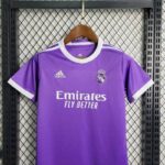 Retro Real Madrid 2016/17 Away Kids Kit - Image 2