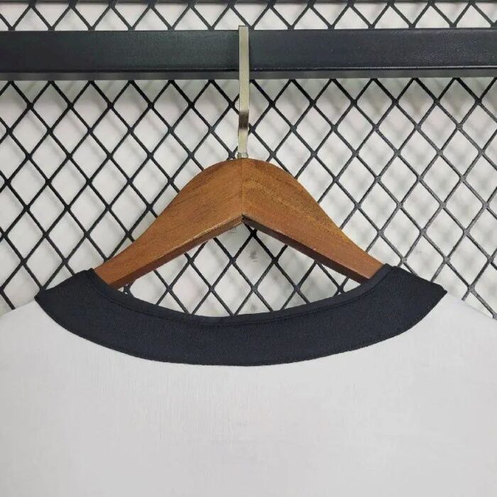 Retro Manchester United 2002/03 Away Jersey - Image 5