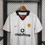 Retro Manchester United 2002/03 Away Jersey - Image 3