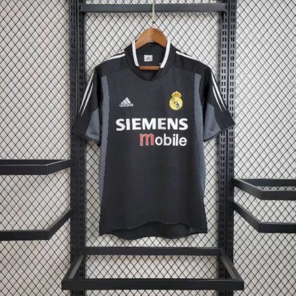 Retro Real Madrid 2004/05 Away Jersey – view 2