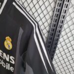 Retro Real Madrid 2004/05 Away Jersey - Image 3