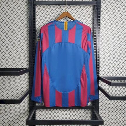 Retro Barcelona 2005/06 Home UCL Edition Long Sleeve Jersey – view 2