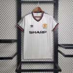 Retro Manchester United 1983/84 Away Jersey - Image 2