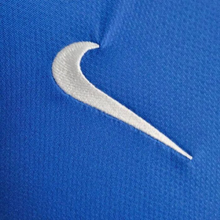 Retro Manchester United 2008/09 Third Jersey - Image 5