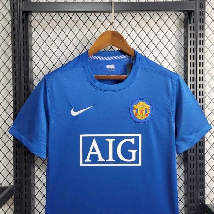 Retro Manchester United 2008/09 Third Jersey - Image 4
