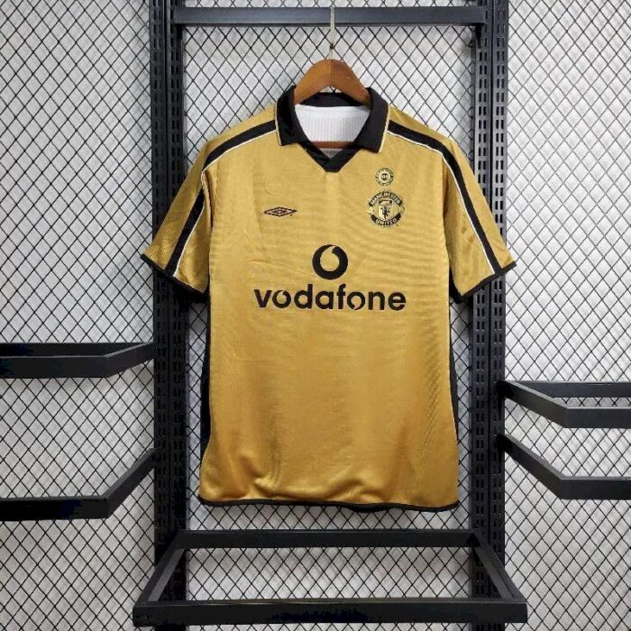 Retro Manchester United 2001/02 Centenary Reversible Away And Third Jersey - Image 2