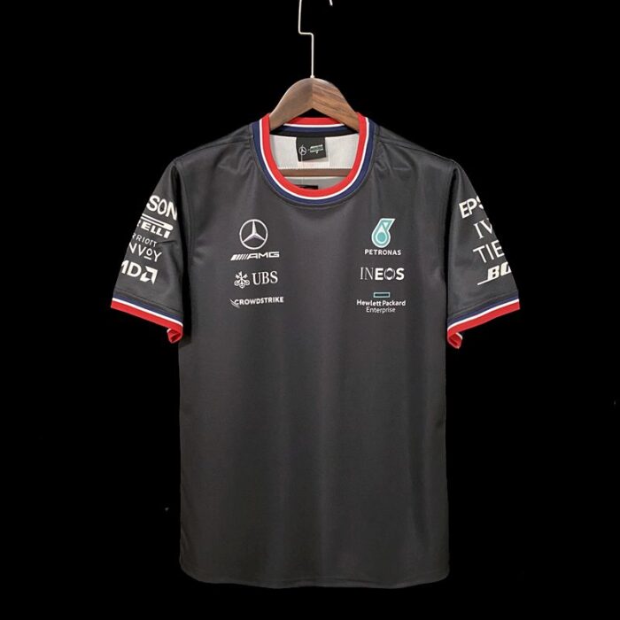 Mercedes black - Image 3