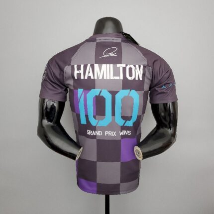 Red bul hamilton version – view 2
