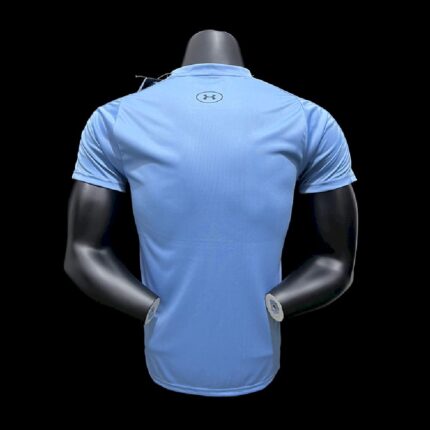Under Armor 1004 Light blue asual T-shirt – view 2