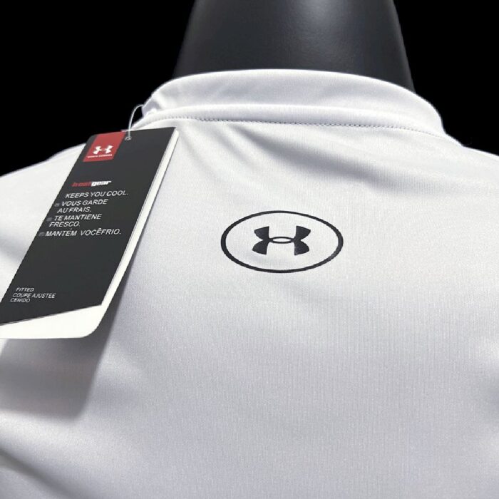 Under Armor 1024 White T-shirt - Image 5