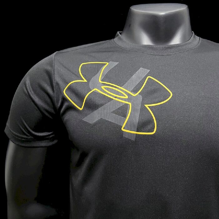 Under Armor 1024 Black T-shirt - Image 4