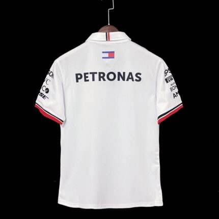 Mercedes white Polo – view 2
