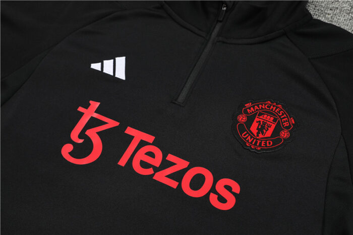 Mens Manchester United 2023/24 Half-Zip Sweater+Pant 14001 - Image 3
