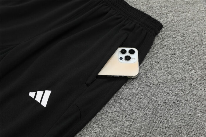 Mens Juventus 2023/24 Half-Zip Sweater+Pant 14001 - Image 4