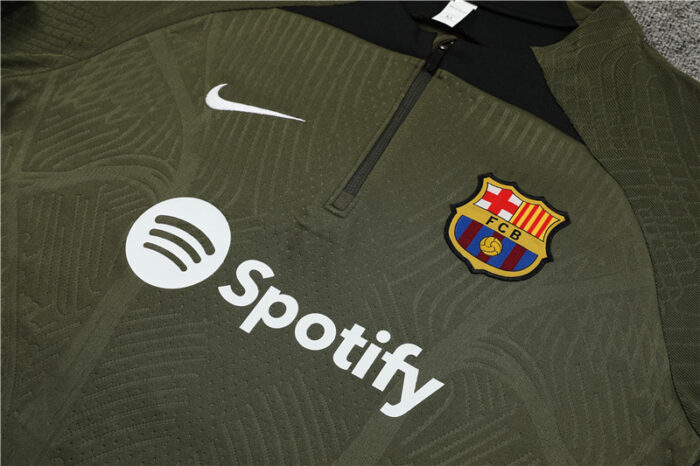 Mens Barcelona 2024/25 Half-Zip Sweater+Pant 14001 - Image 4