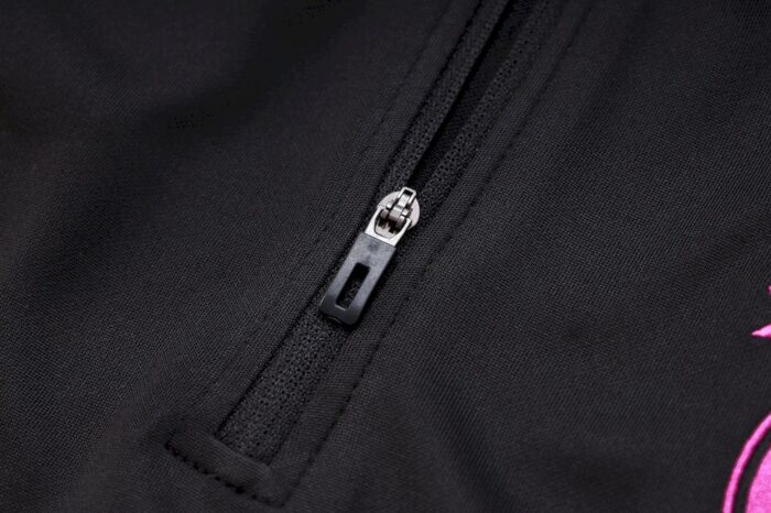 Mens Bayern Munich 2023/24Half-Zip Sweater+Pant 815 - Image 4