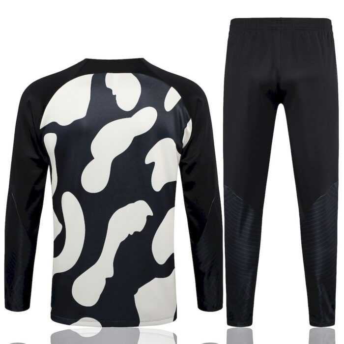 Mens Paris 2023/24 Half-Zip Sweater+Pant 815 - Image 3