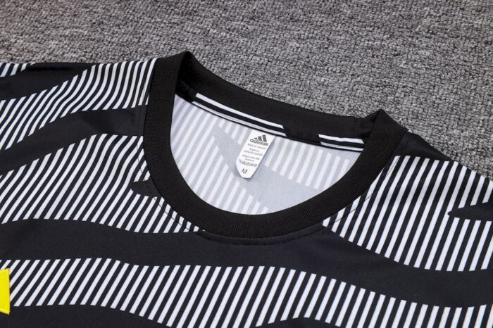 Mens Juventus 2023/24 Tank Top+Short 815 - Image 4