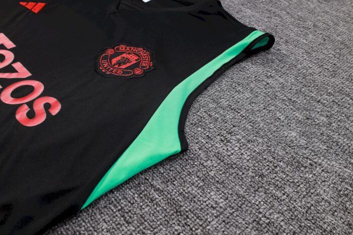 Mens Manchester United 2023/24 Tank Top+Short 815 - Image 3