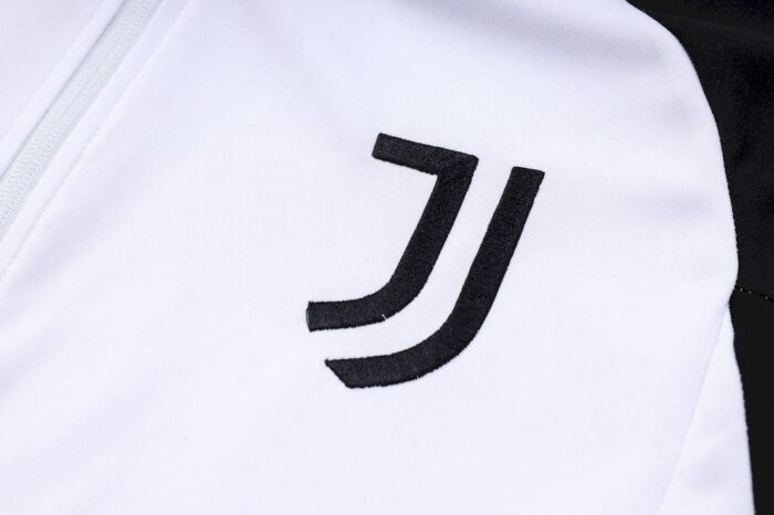 Mens Juventus 2023/24 Tracksuit 815 - Image 5