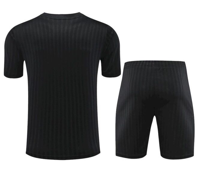 Mens Manchester United 2023/24 Training Jersey+Short 418 - Image 2