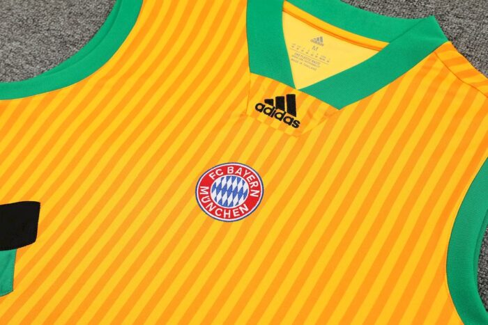Mens Bayern Munich 2023/24 Tank Top+Short 418 - Image 4